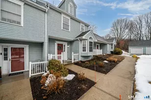 374 Meridian St Ext, Groton, CT 06340 - Photo 3