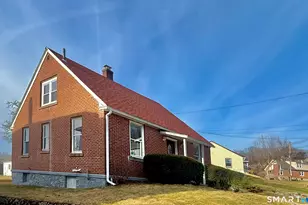 212 Platt St, Waterbury, CT 06704 - Photo 1