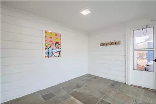 365 Woodbury Rd, Watertown, CT 06795 - Photo 25