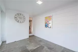 365 Woodbury Rd, Watertown, CT 06795 - Photo 23