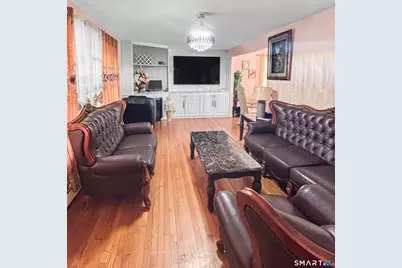 364 Griffin Avenue, Bridgeport, CT 06606 - Photo 5