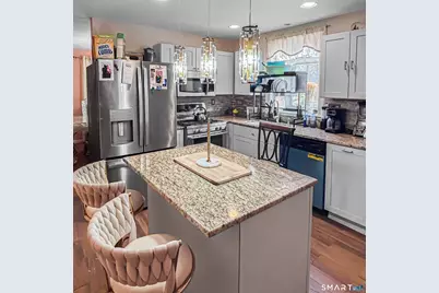 364 Griffin Avenue, Bridgeport, CT 06606 - Photo 11