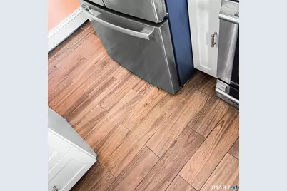 364 Griffin Avenue, Bridgeport, CT 06606 - Photo 9