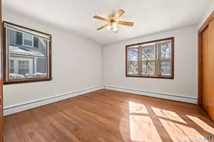 332 Fern St, West Hartford, CT 06119 - Photo 13