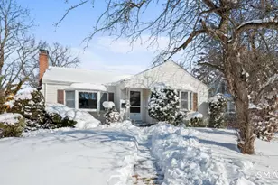 332 Fern St, West Hartford, CT 06119 - Photo 1