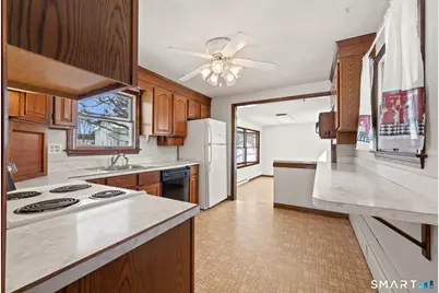 332 Fern Street, West Hartford, CT 06119 - Photo 7