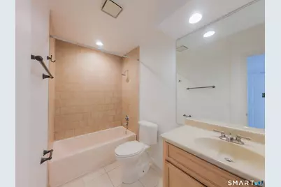 8 Rose Lane #APT 18-13, Danbury, CT 06811 - Photo 7