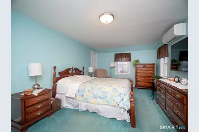 71 Vista Road, North Haven, CT 06473 - Photo 19