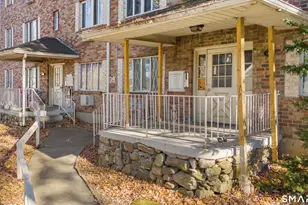 25 Piedmont St, Waterbury, CT 06706 - Photo 3