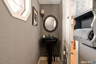 1542 Main St, Glastonbury, CT 06033 - Photo 19