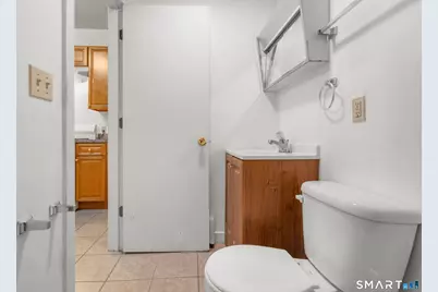 815 East Main Street, Waterbury, CT 06705 - Photo 31