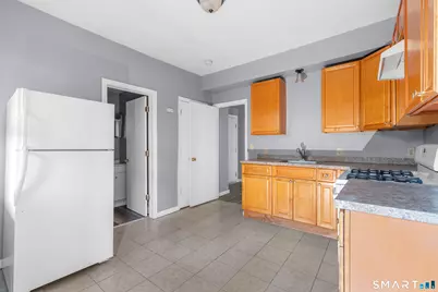 815 East Main Street, Waterbury, CT 06705 - Photo 11