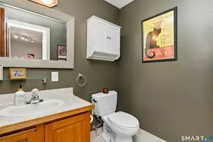 1 Linden Pl, Hartford, CT 06106 - Photo 21