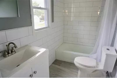 15 Crofut Place #1, Danbury, CT 06810 - Photo 5