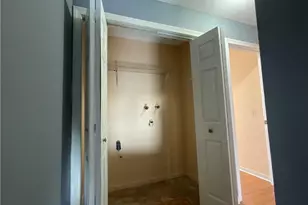 1 Russell St, Middletown, CT 06457 - Photo 11