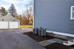 35 Graves Ave, Guilford, CT 06437 - Photo 33