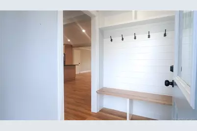 35 Graves Avenue, Guilford, CT 06437 - Photo 17