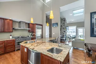 16 Sunset Dr, New Fairfield, CT 06812 - Photo 5