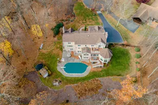 723 Laurie Ln, Orange, CT 06477 - Photo 37