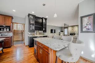 723 Laurie Ln, Orange, CT 06477 - Photo 11