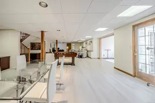 723 Laurie Ln, Orange, CT 06477 - Photo 31