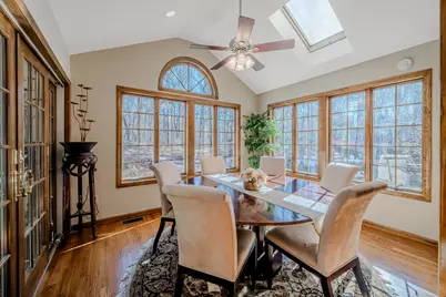 723 Laurie Lane, Orange, CT 06477 - Photo 15