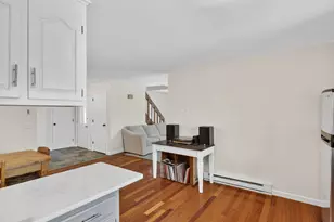 97 W Main St, East Lyme, CT 06357 - Photo 17