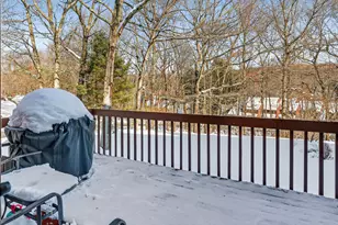 97 W Main St, East Lyme, CT 06357 - Photo 23