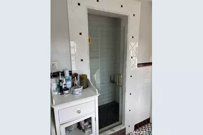 150 Thames Street, New London, CT 06320 - Photo 21