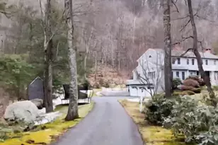 117 N Saddle Rdg, Simsbury, CT 06092 - Photo 1