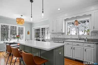 117 North Saddle Ridge, Simsbury, CT 06092 - Photo 11