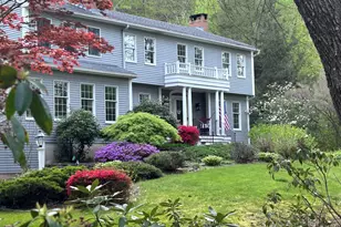 117 N Saddle Rdg, Simsbury, CT 06092 - Photo 3