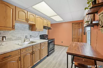 66 Maple Avenue, Windsor, CT 06095 - Photo 9