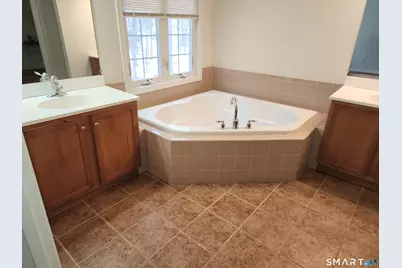 158 Sterling Drive #158, Newington, CT 06111 - Photo 9