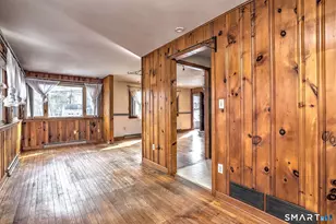 26 Hill St, Milford, CT 06460 - Photo 15