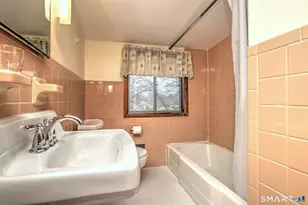 26 Hill St, Milford, CT 06460 - Photo 27