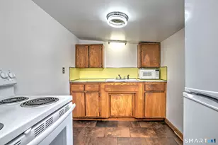 26 Hill St, Milford, CT 06460 - Photo 29