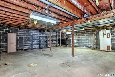 26 Hill Street, Milford, CT 06460 - Photo 35