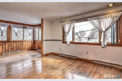 26 Hill Street, Milford, CT 06460 - Photo 7