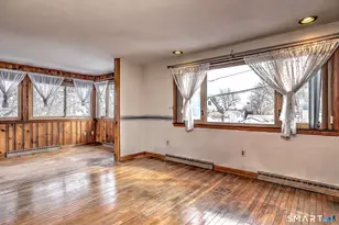 26 Hill St, Milford, CT 06460 - Photo 7