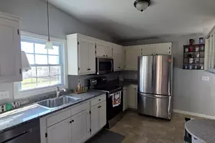 74 Clark Ln, Waterford, CT 06385 - Photo 3