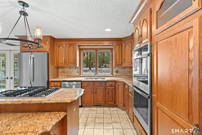 90 Hunting Hills Drive, Southington, CT 06489 - Photo 5