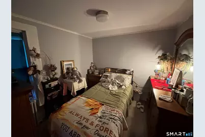 8 Jetland Place, Bridgeport, CT 06605 - Photo 7