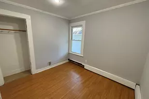 8 Jetland Pl, Bridgeport, CT 06605 - Photo 17