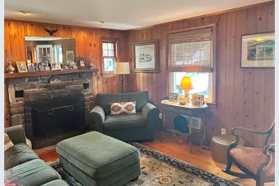 42 Sea Breeze Avenue, East Lyme, CT 06357 - Photo 3