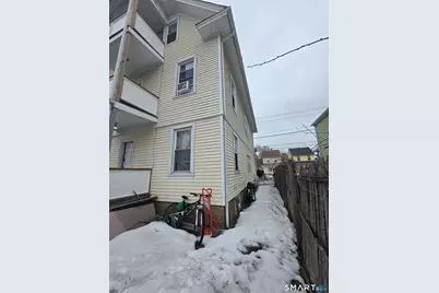 614 Bishop Avenue, Bridgeport, CT 06610 - Photo 15