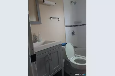 614-618 Bishop Avenue, Bridgeport, CT 06610 - Photo 7