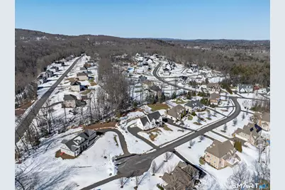 8 Gateshead Way, Farmington, CT 06085 - Photo 3