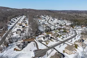 8 Gateshead Way, Farmington, CT 06085 - Photo 3