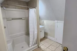 214 Blohm St, West Haven, CT 06516 - Photo 13